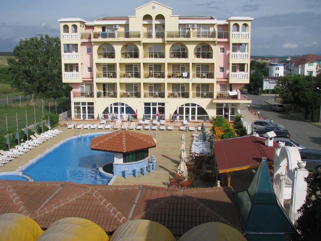 Stefanov 2 Hotel *
