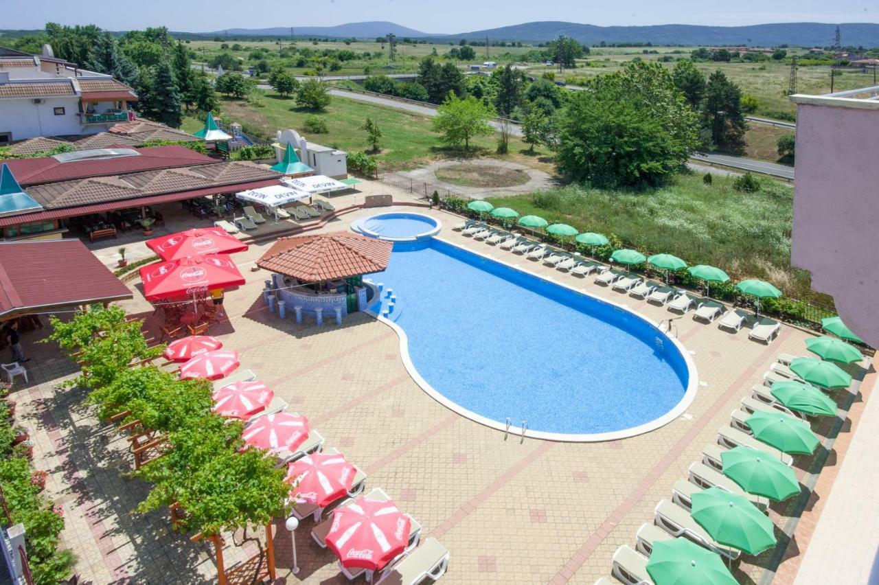 Stefanov 2 *